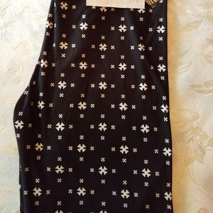 Black & White Buttery Soft Buskins Leggings NWT